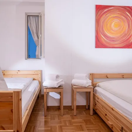 Apartment Chesa Sur Ova 30 *